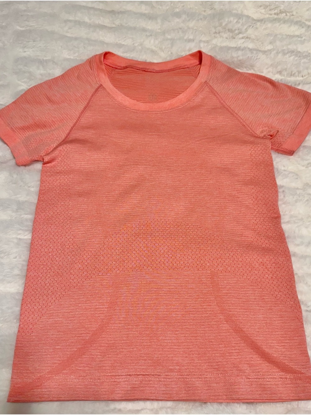Lululemon Swiftly Tech Short-Sleeve Shirt 2.0 Waist Length